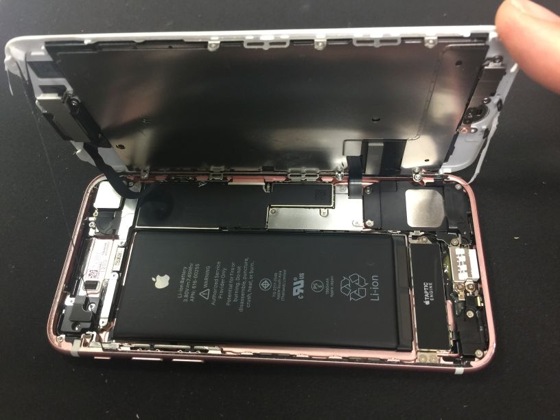 iPhone7フロントパネル交換しました：機種：iPhone 7｜修理事例のご紹介